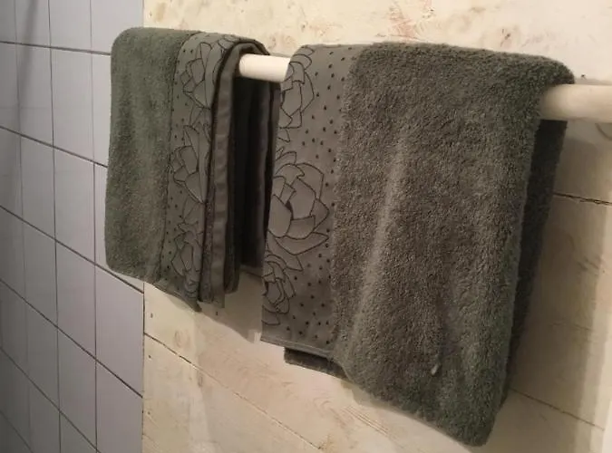 La Cambra De Апартаменты Монфланкен